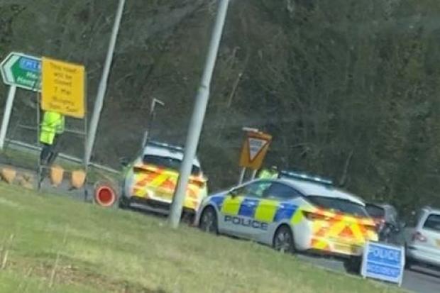 Police cars block entry to the A414 to Hemel at the Park Street roundabout (Photo: Rachel Payne)