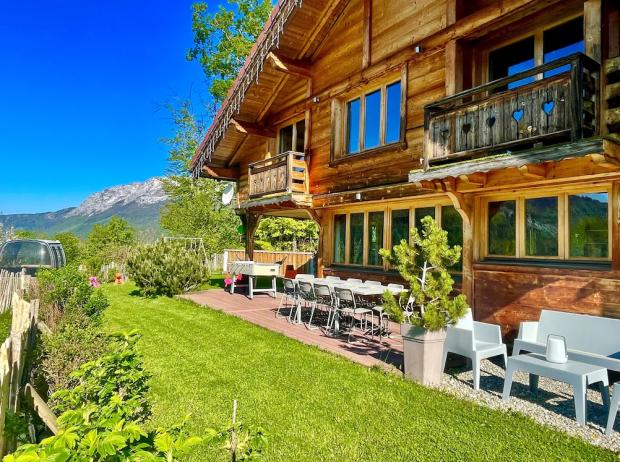 St Albans & Harpenden Review: Chalet Xel-Ha **** 180 ° view, Wood stove, Bubble sauna in the garden. - Haute-Savoie, France. Credit: Vrbo