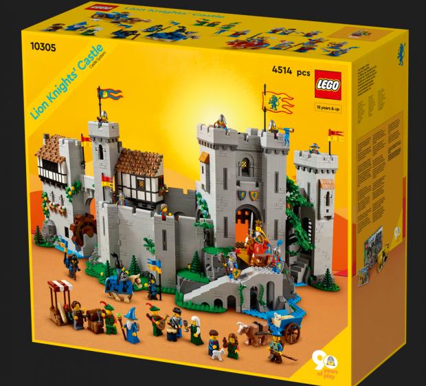 St Albans & Harpenden Review: LEGO® Lion Knights’ Castle. Credit: LEGO