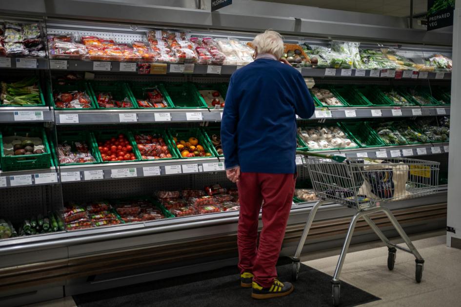 Inflation unchanged in May, heaping further pressure on households